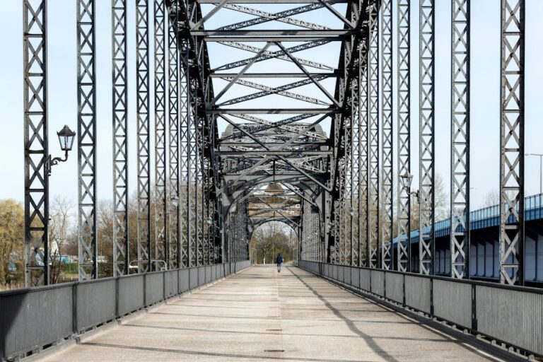 Kleintransport Hamburg: The Best Way To Get Around The City