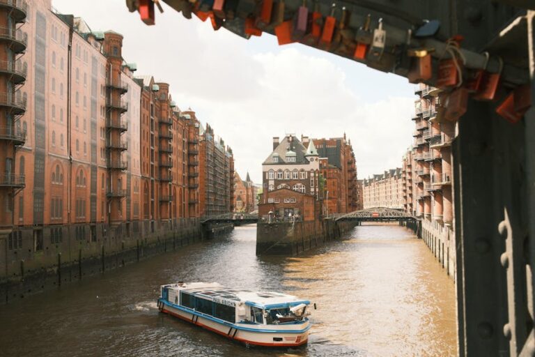 Kleintransport Hamburg: The Best Way To Get Around The City