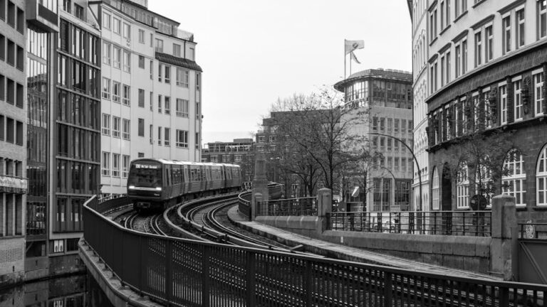 Kleintransport Hamburg: Your Solution For Efficient Local Logistics