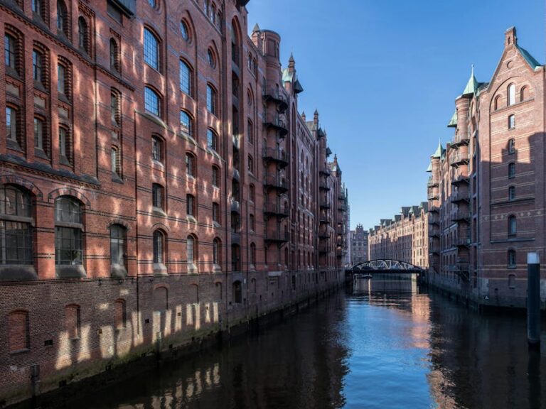 Discover The Secrets Of Kleintransport Hamburg: Your Ultimate Guide!