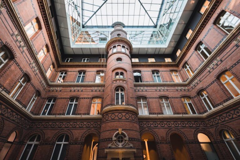 Exploring Kleintransport In Hamburg: A Comprehensive Guide