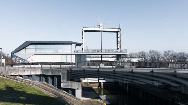 Möbeltaxi Hamburg: Ihr Zuverlässiger Partner Für Umzüge Und Transporte