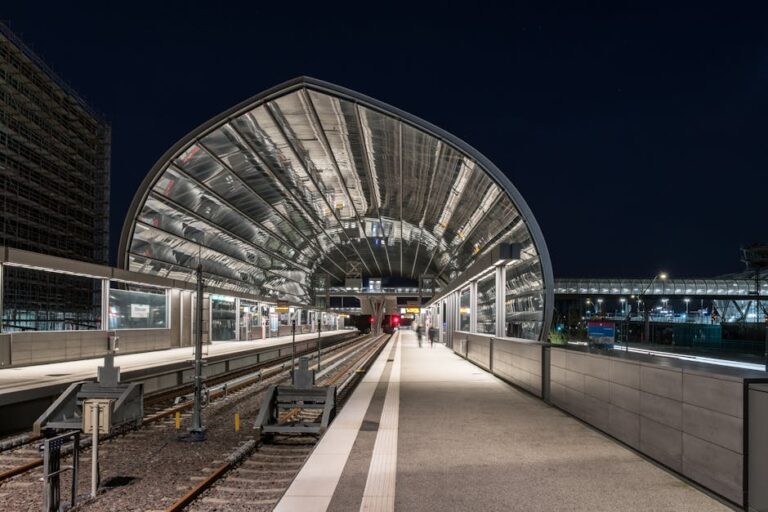 Möbeltaxi Hamburg: Die Praktische Lösung Für Umzüge Und Transporte